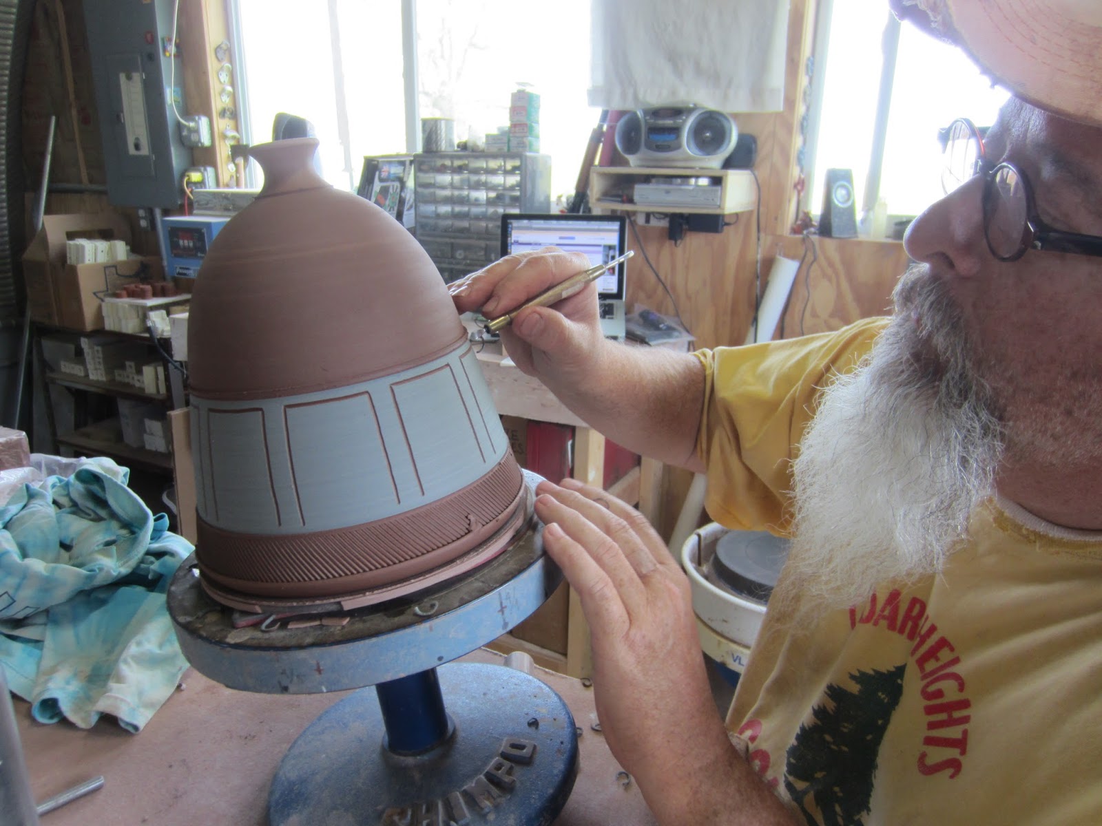 potter at work